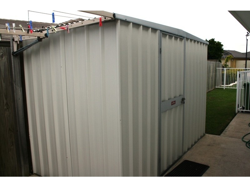 10 Raptor Parade, Banksia Beach QLD 4507