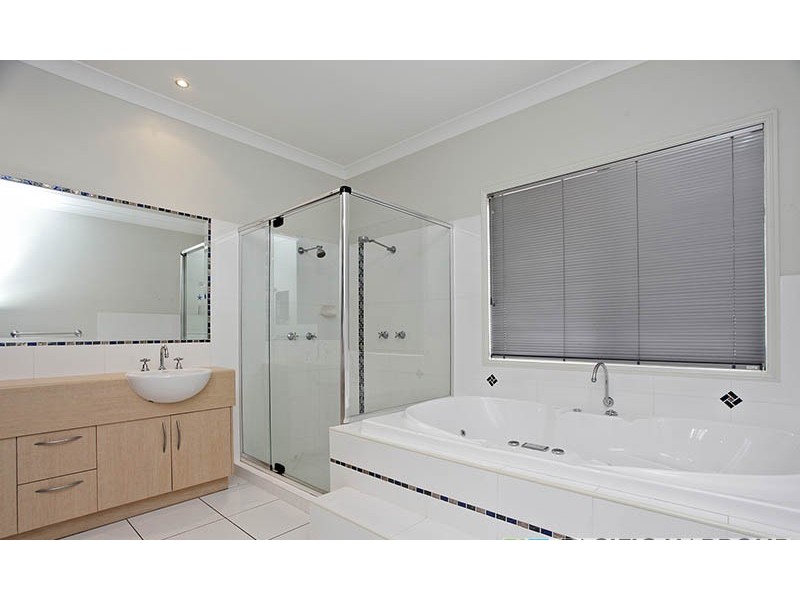 50 Flamingo Drive, Banksia Beach QLD 4507