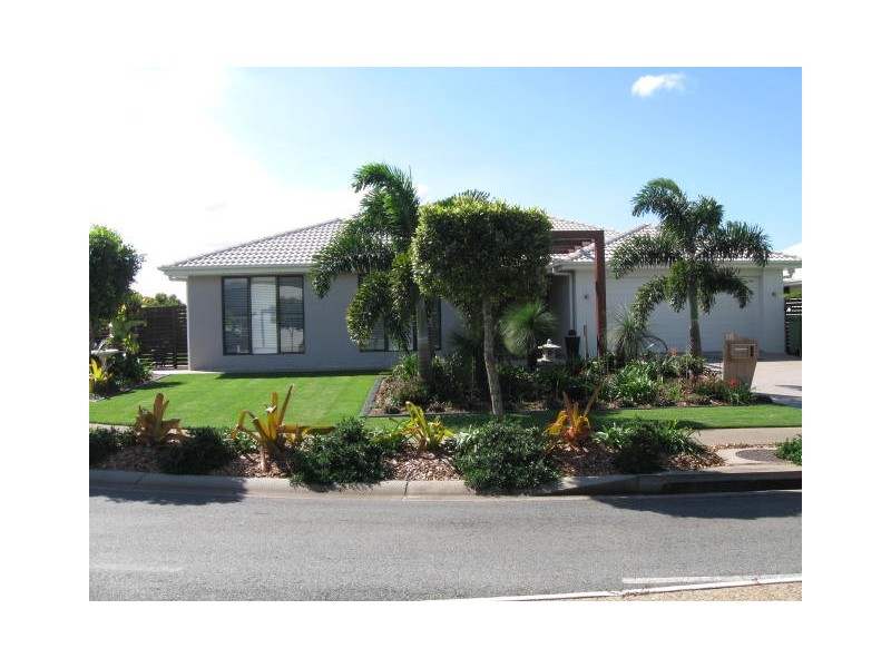 16-18 Blueberry Street, Banksia Beach QLD 4507