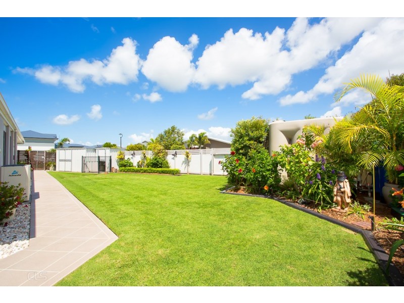 16-18 Blueberry Street, Banksia Beach QLD 4507