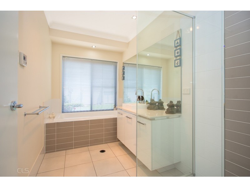 16-18 Blueberry Street, Banksia Beach QLD 4507