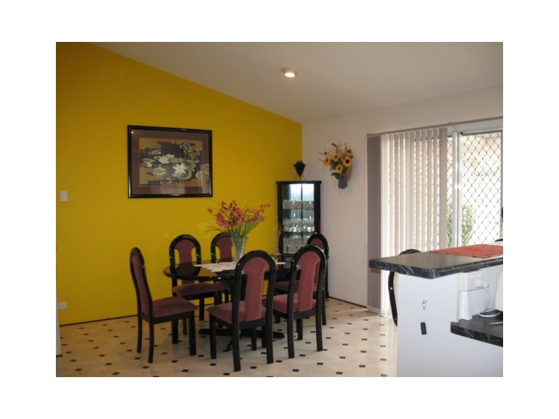 18 Anchor Court, Banksia Beach QLD 4507