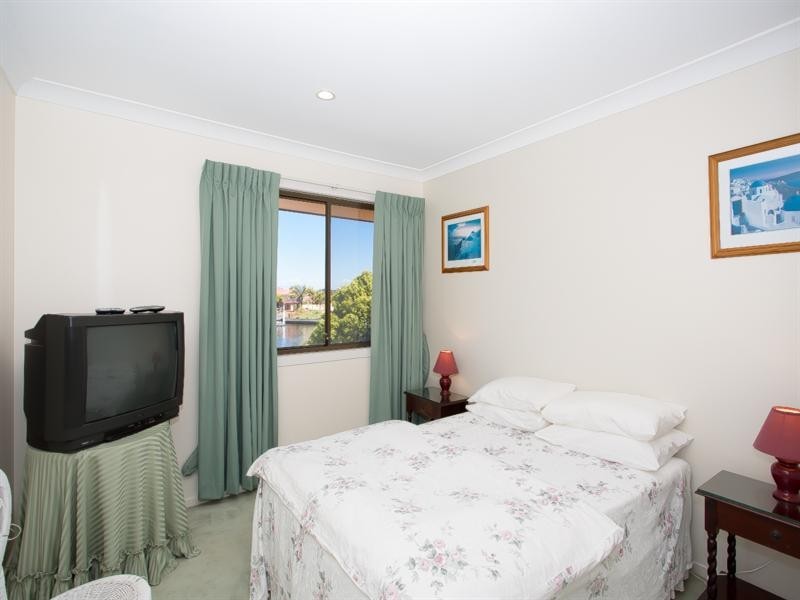 41 Voyagers Drive, Banksia Beach QLD 4507