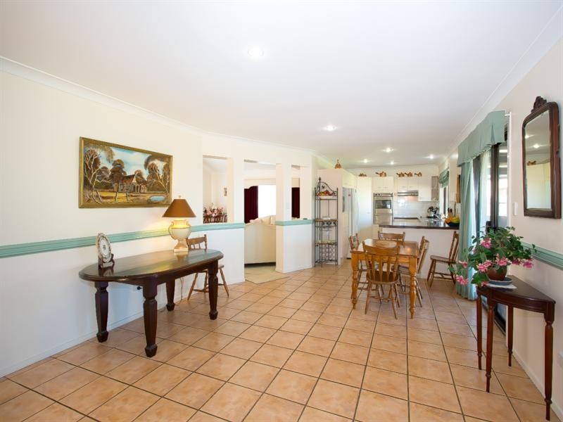 41 Voyagers Drive, Banksia Beach QLD 4507