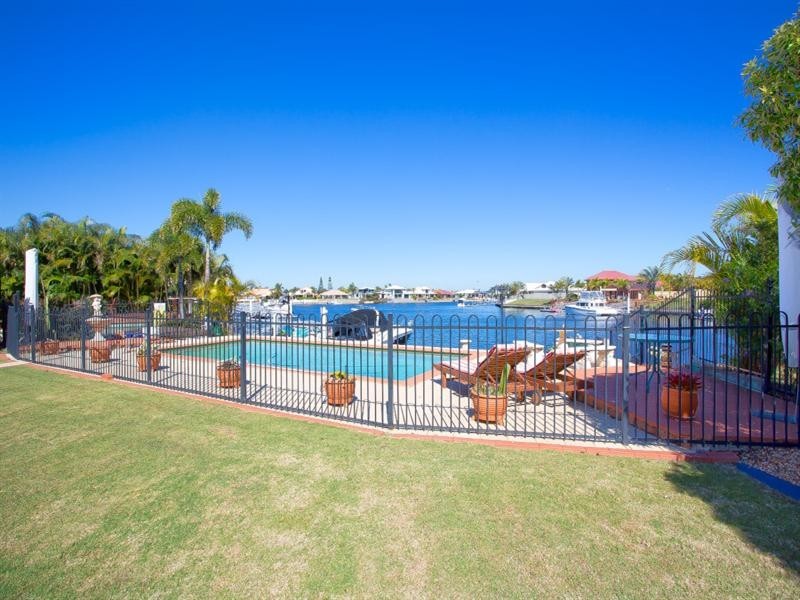 41 Voyagers Drive, Banksia Beach QLD 4507