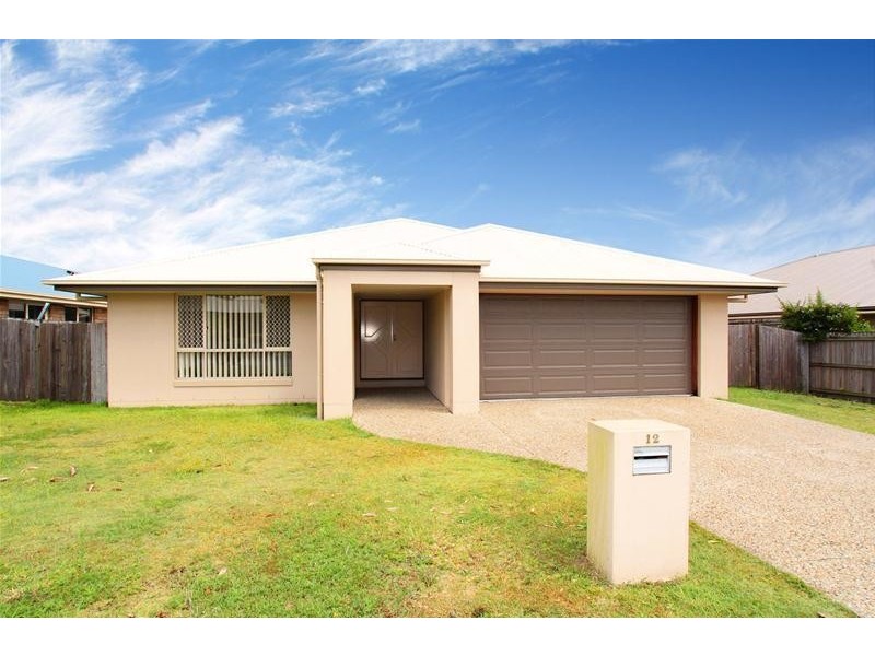 12 Bondi Court, Sandstone Point QLD 4511