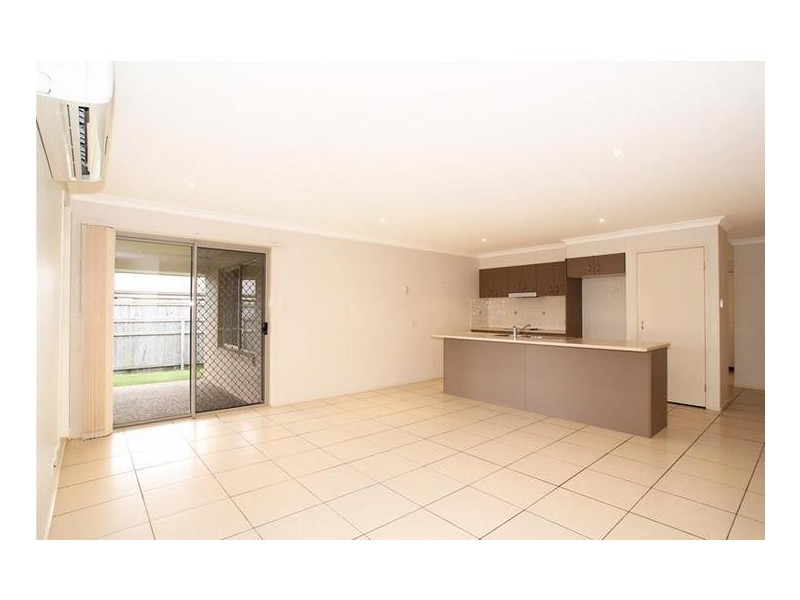 12 Bondi Court, Sandstone Point QLD 4511