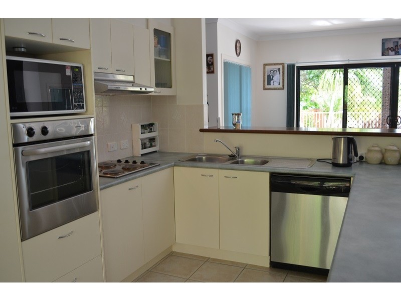 1 Swordfish Place, Banksia Beach QLD 4507