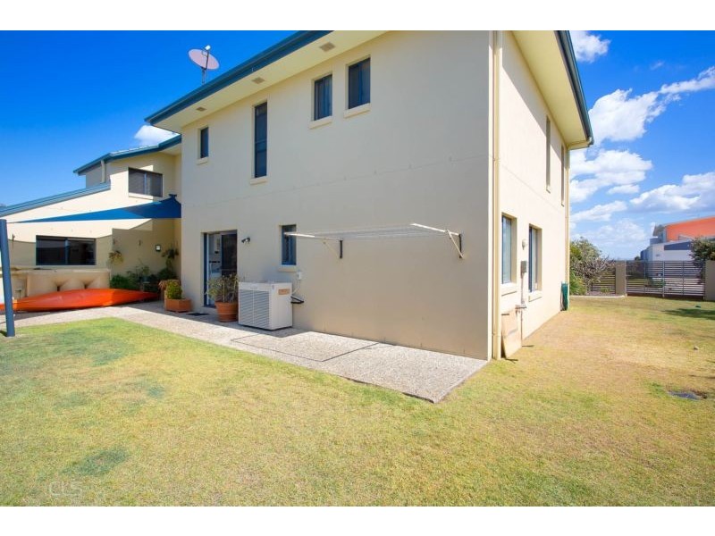 25 Kakadu Circuit, Banksia Beach QLD 4507
