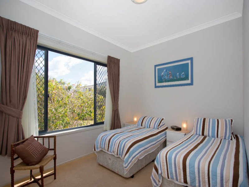 25 Kakadu Circuit, Banksia Beach QLD 4507