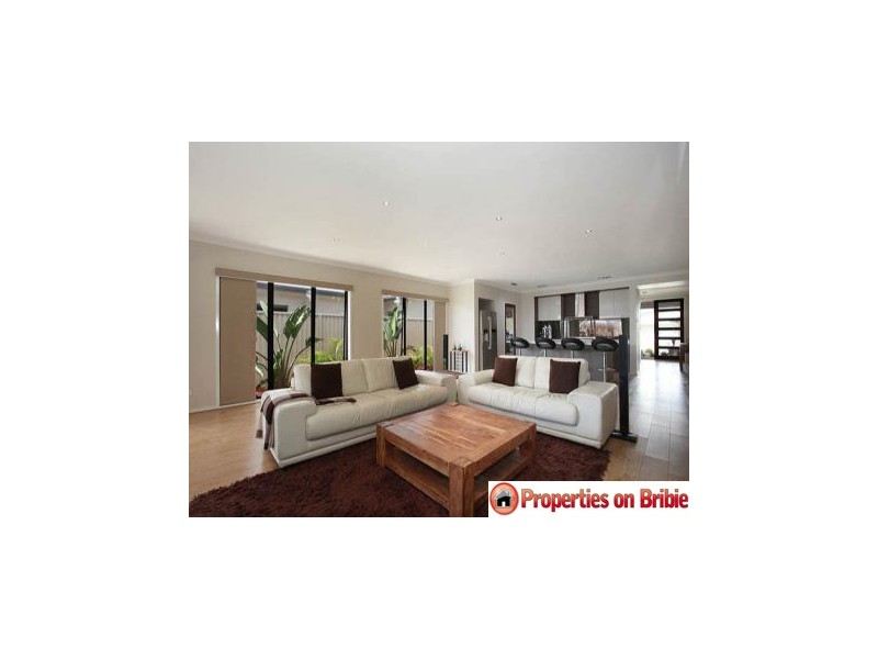 40 Blueberry Street, Banksia Beach QLD 4507