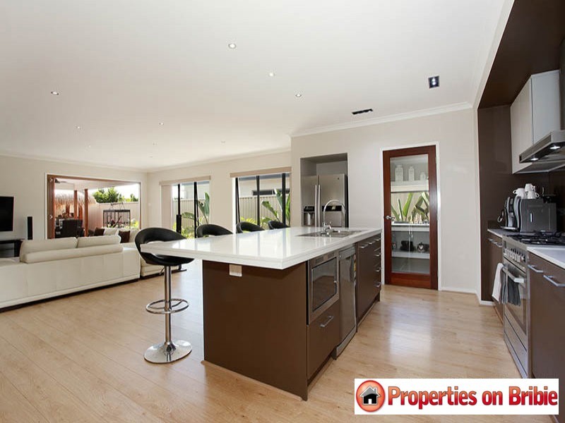 40 Blueberry Street, Banksia Beach QLD 4507