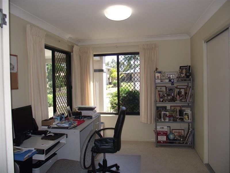 204 Endeavour Drive, Banksia Beach QLD 4507