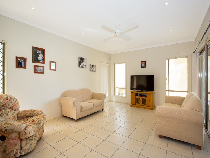 37 Raptor Parade, Banksia Beach QLD 4507