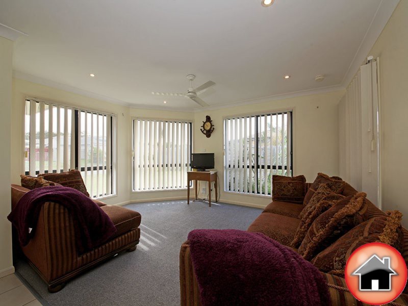 3 BIGGERA COURT, Sandstone Point QLD 4511