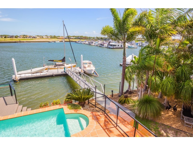 36 Cosmos Ave, Banksia Beach QLD 4507