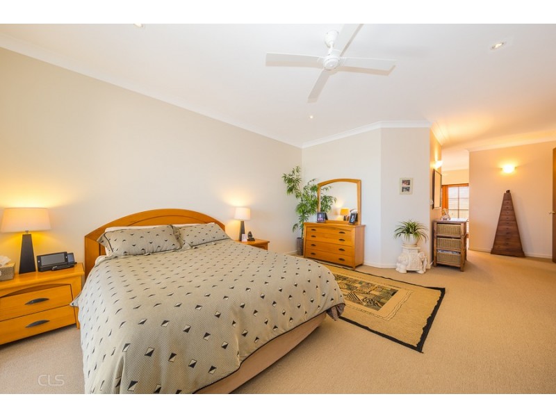 36 Cosmos Ave, Banksia Beach QLD 4507