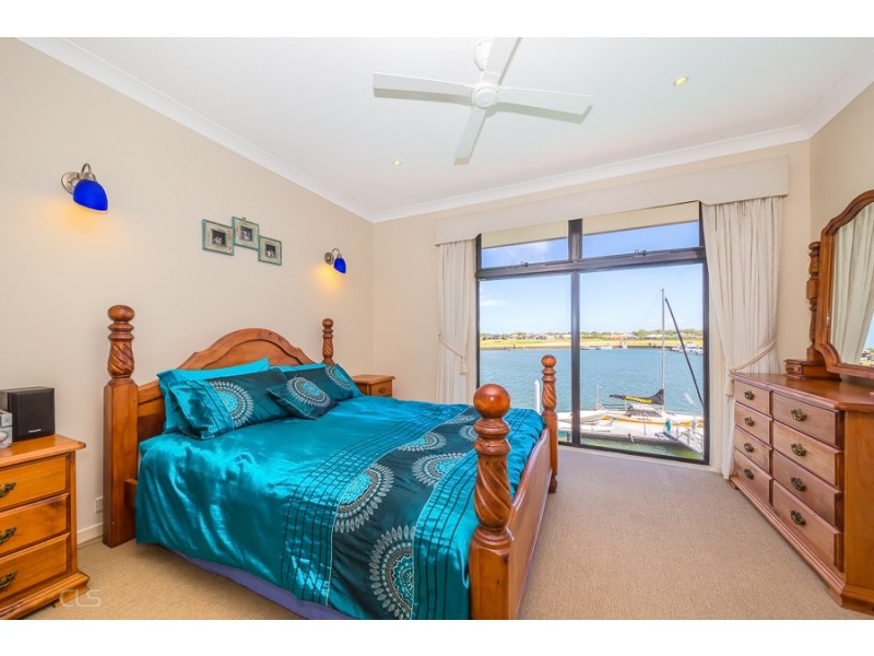 36 Cosmos Ave, Banksia Beach QLD 4507