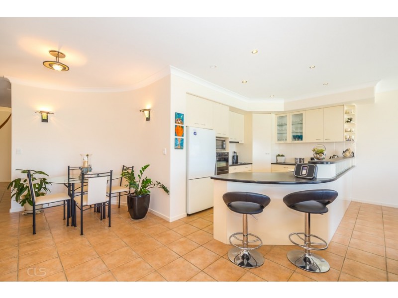 36 Cosmos Ave, Banksia Beach QLD 4507