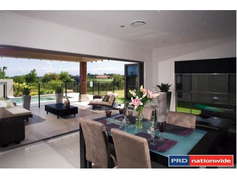 5 Dunebean, Banksia Beach QLD 4507