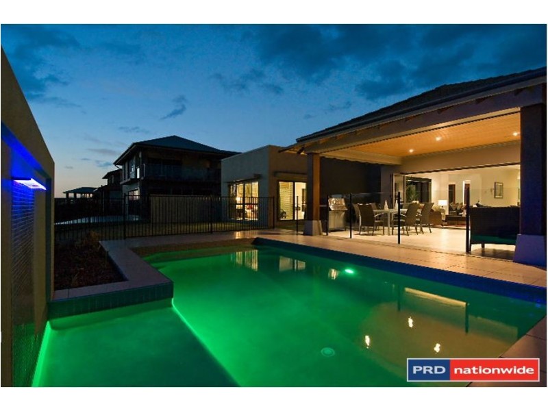 5 Dunebean, Banksia Beach QLD 4507