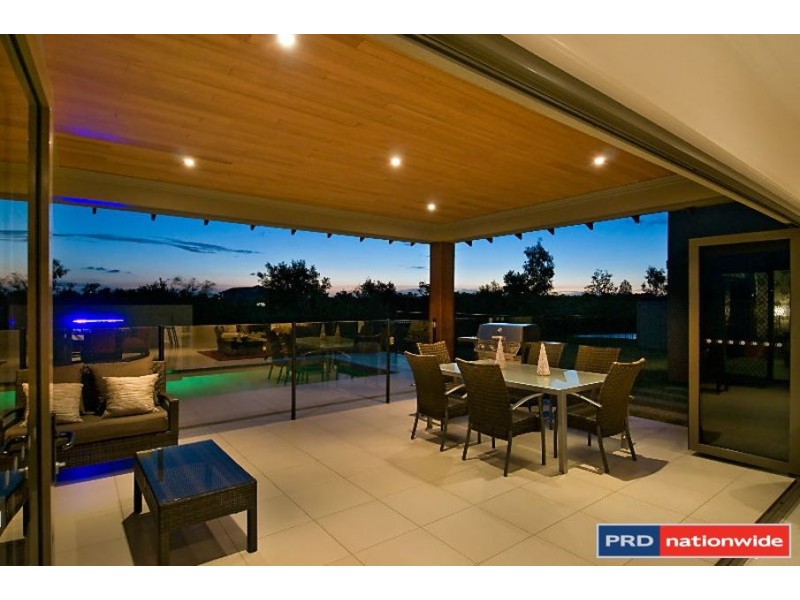 5 Dunebean, Banksia Beach QLD 4507
