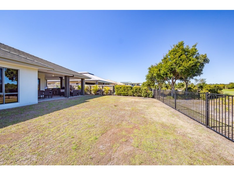 49 Dunebean Drive, Banksia Beach QLD 4507
