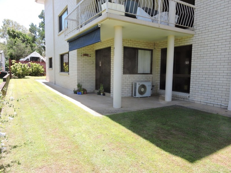 2/51 Toorbul Street, Bongaree QLD 4507