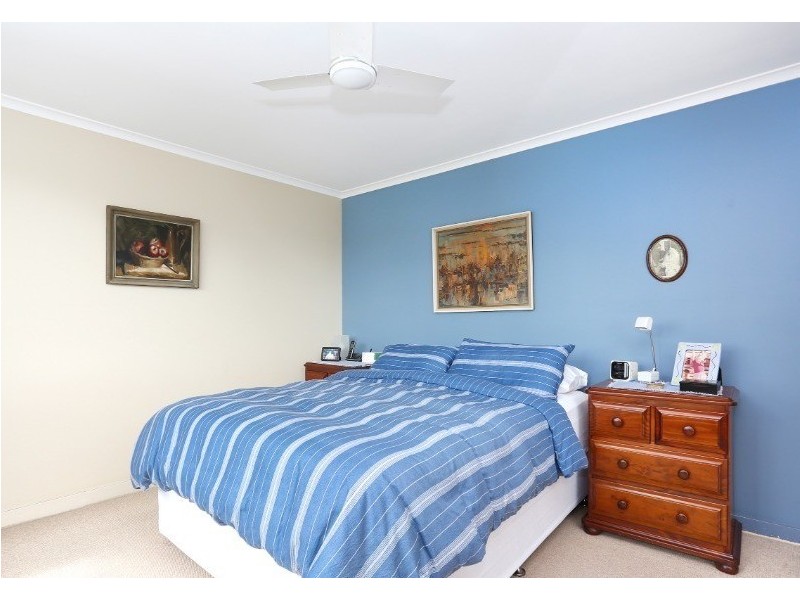 8A 16 Spinnaker Drive, Sandstone Point QLD 4511