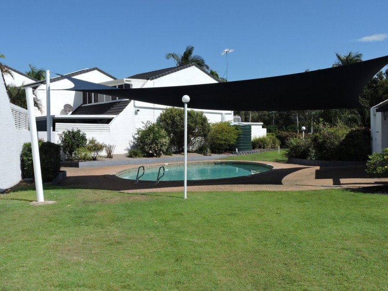 8A 16 Spinnaker Drive, Sandstone Point QLD 4511