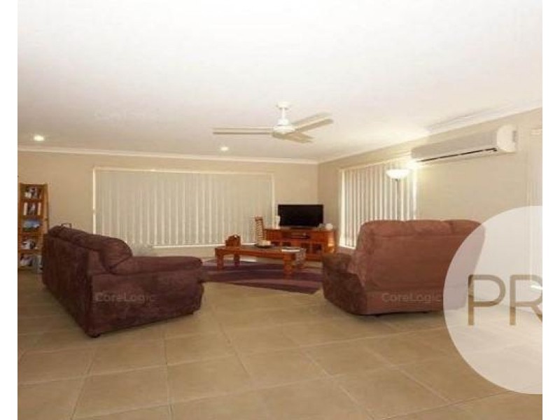 10 Honeybee Place, Ningi QLD 4511