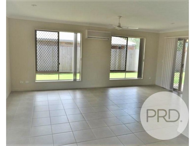 10 Honeybee Place, Ningi QLD 4511