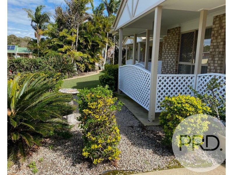 1 Trevally Place, Sandstone Point QLD 4511