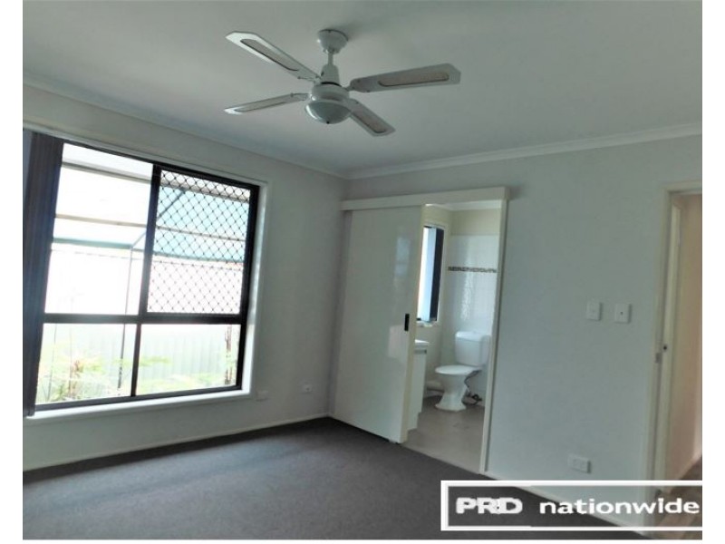 42 Gordon Crescent, Sandstone Point QLD 4511