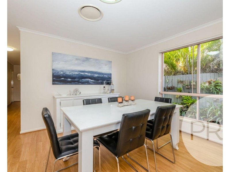 28 Topsail Circuit, Banksia Beach QLD 4507