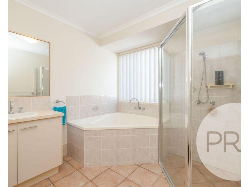 28 Topsail Circuit, Banksia Beach QLD 4507