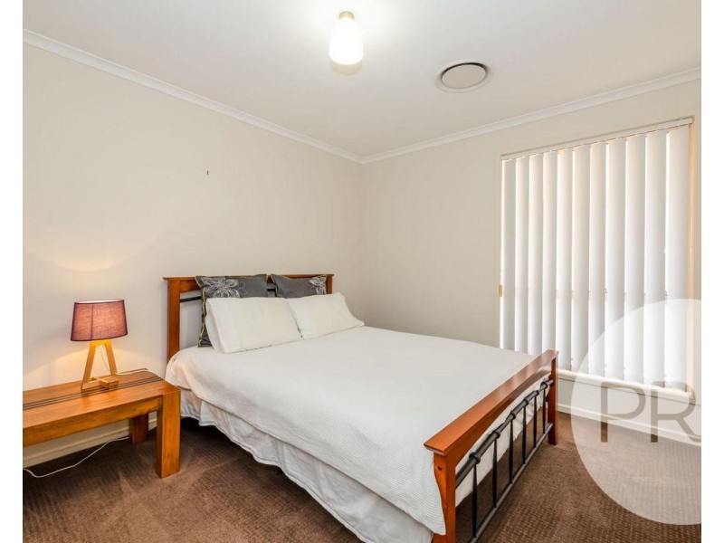 28 Topsail Circuit, Banksia Beach QLD 4507