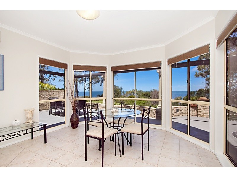 22 Howard Court, Sandstone Point QLD 4511