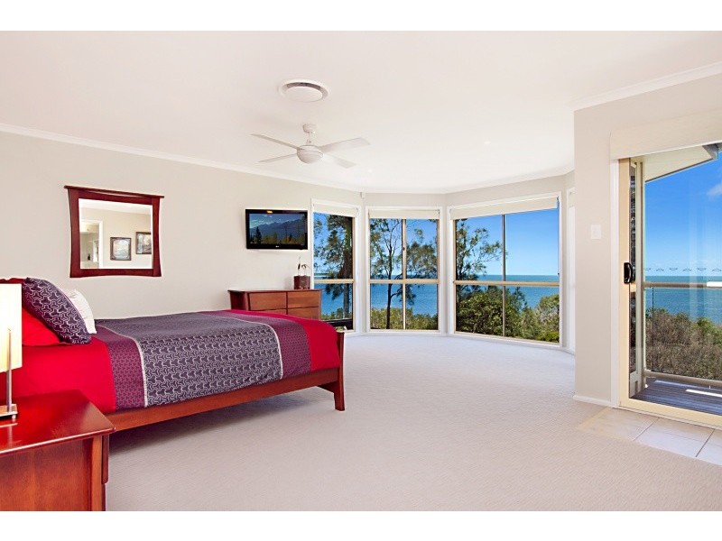 22 Howard Court, Sandstone Point QLD 4511