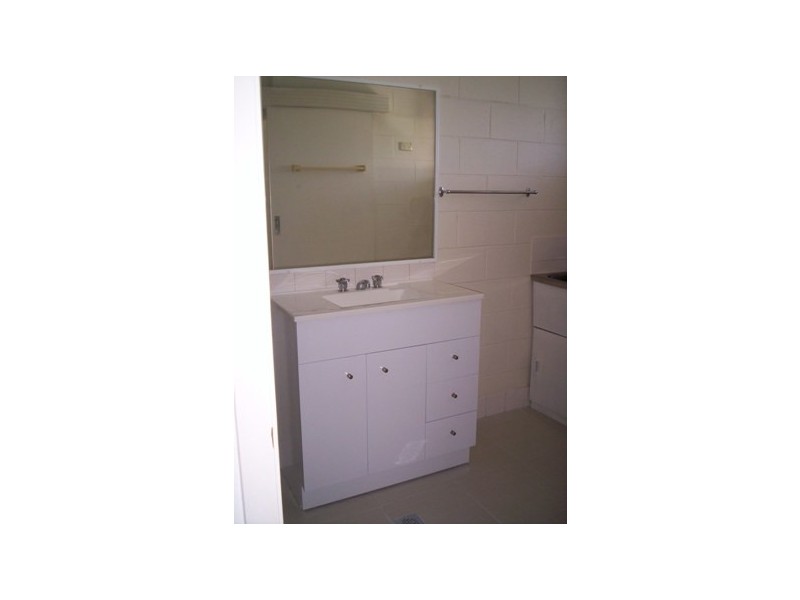 8/3 SOULE STREET, Hermit Park QLD 4812