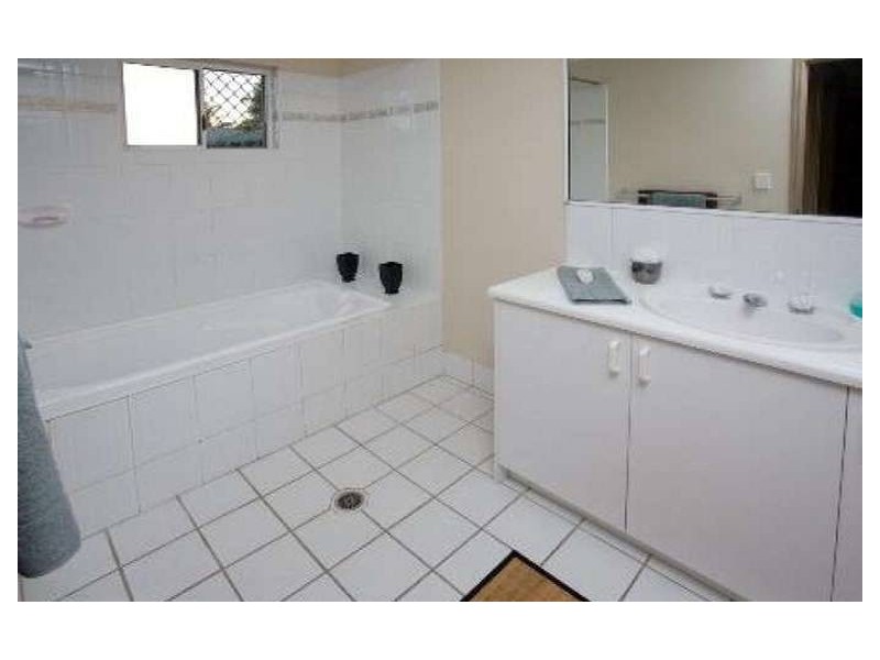 8 MUSIC COURT, Condon QLD 4815