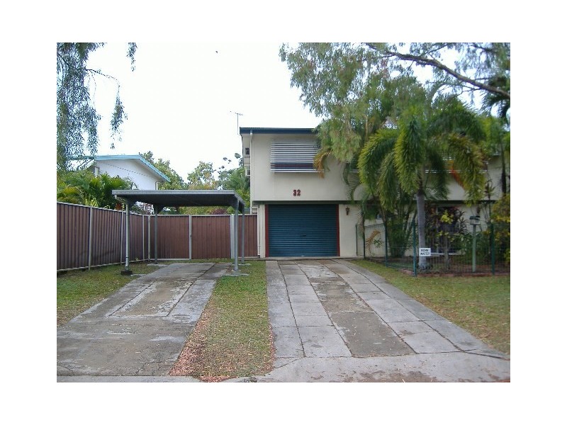 32 TAM O’SHANTER DRIVE, Kirwan QLD 4817