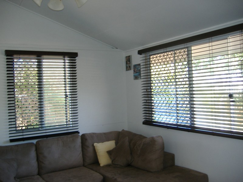 6 LOMAX STREET, Mysterton QLD 4812