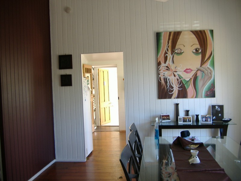 6 LOMAX STREET, Mysterton QLD 4812