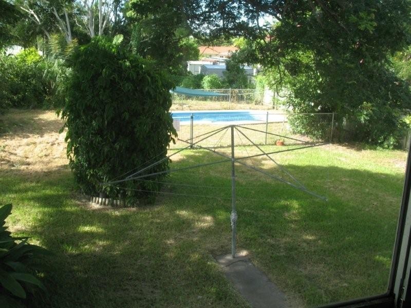 40 RENECOL STREET, Rasmussen QLD 4815