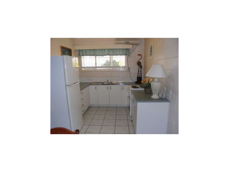 5/110 EYRE STREET, North Ward QLD 4810