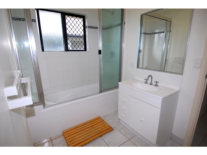 3 SIMONSEN COURT, Kelso QLD 4815