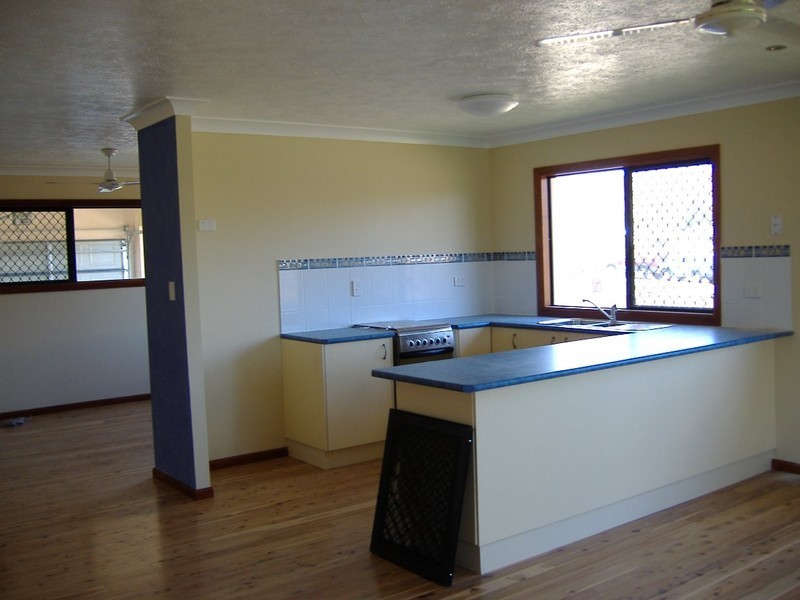 4  SIMONSEN COURT, Kelso QLD 4815