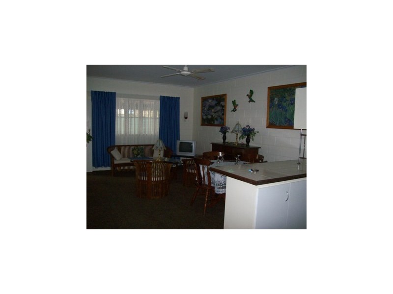 3/110 Eyre Street, North Ward QLD 4810