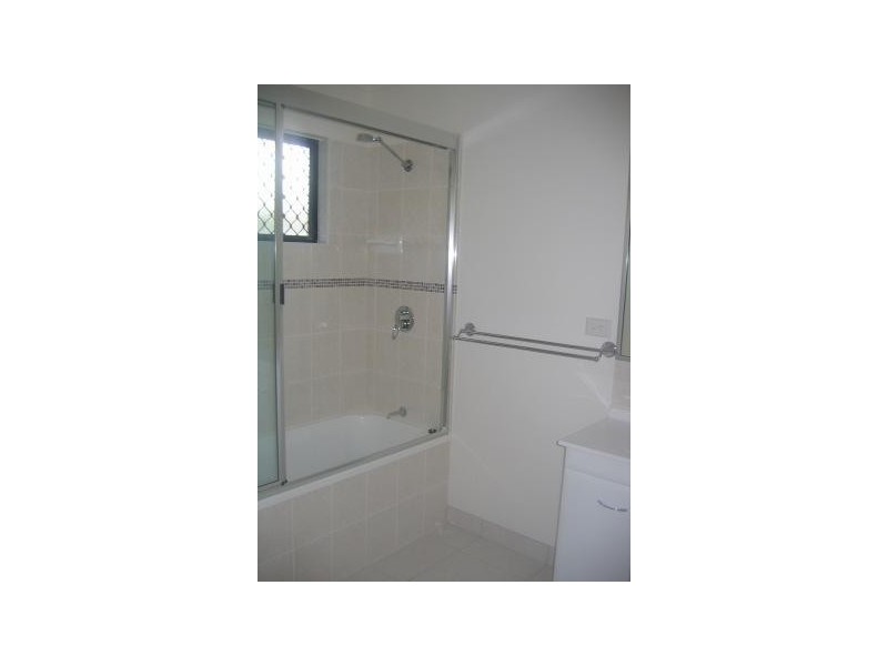 23 SIMONSEN COURT, Kelso QLD 4815